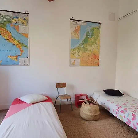 Holiday home L'ecole Buissonniere ! *